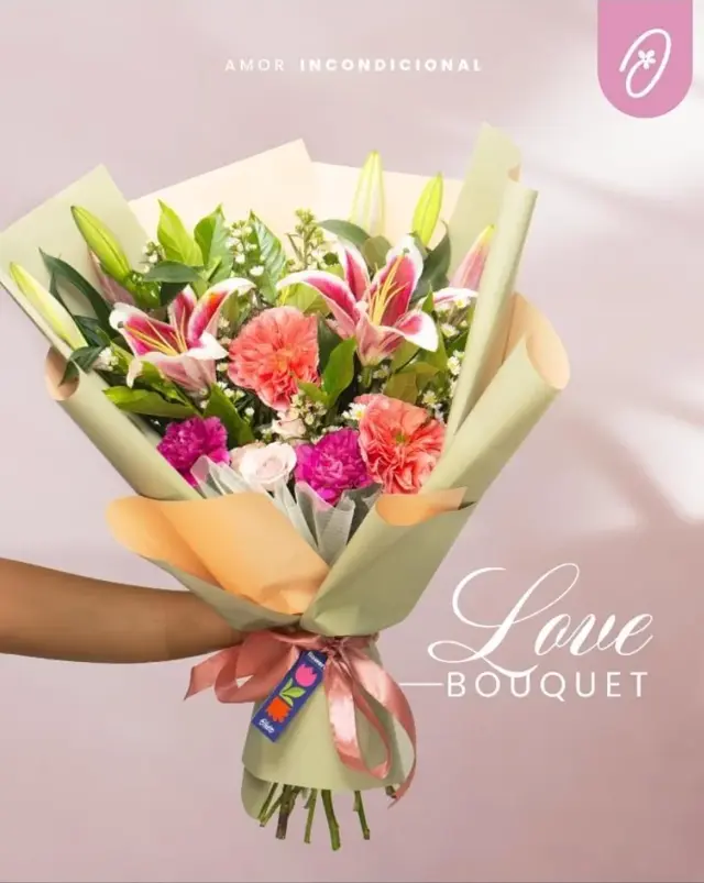 Love Bouquet – Ramo de lirios, rosas garden, claveles y flor complementaria.